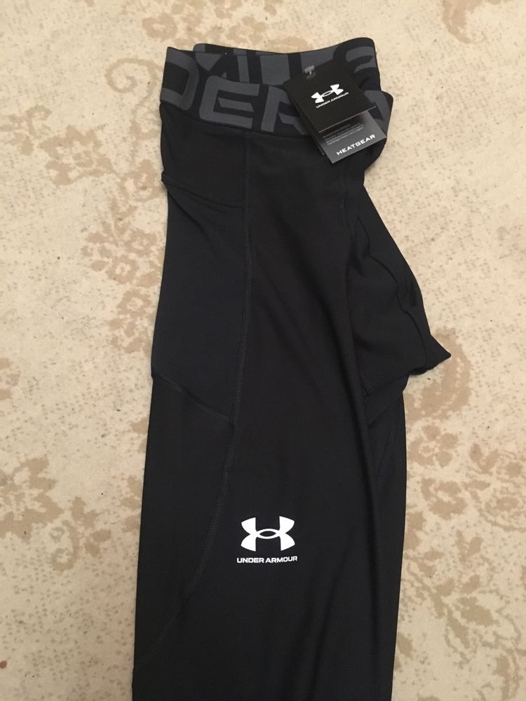 Тайтси “under armor”