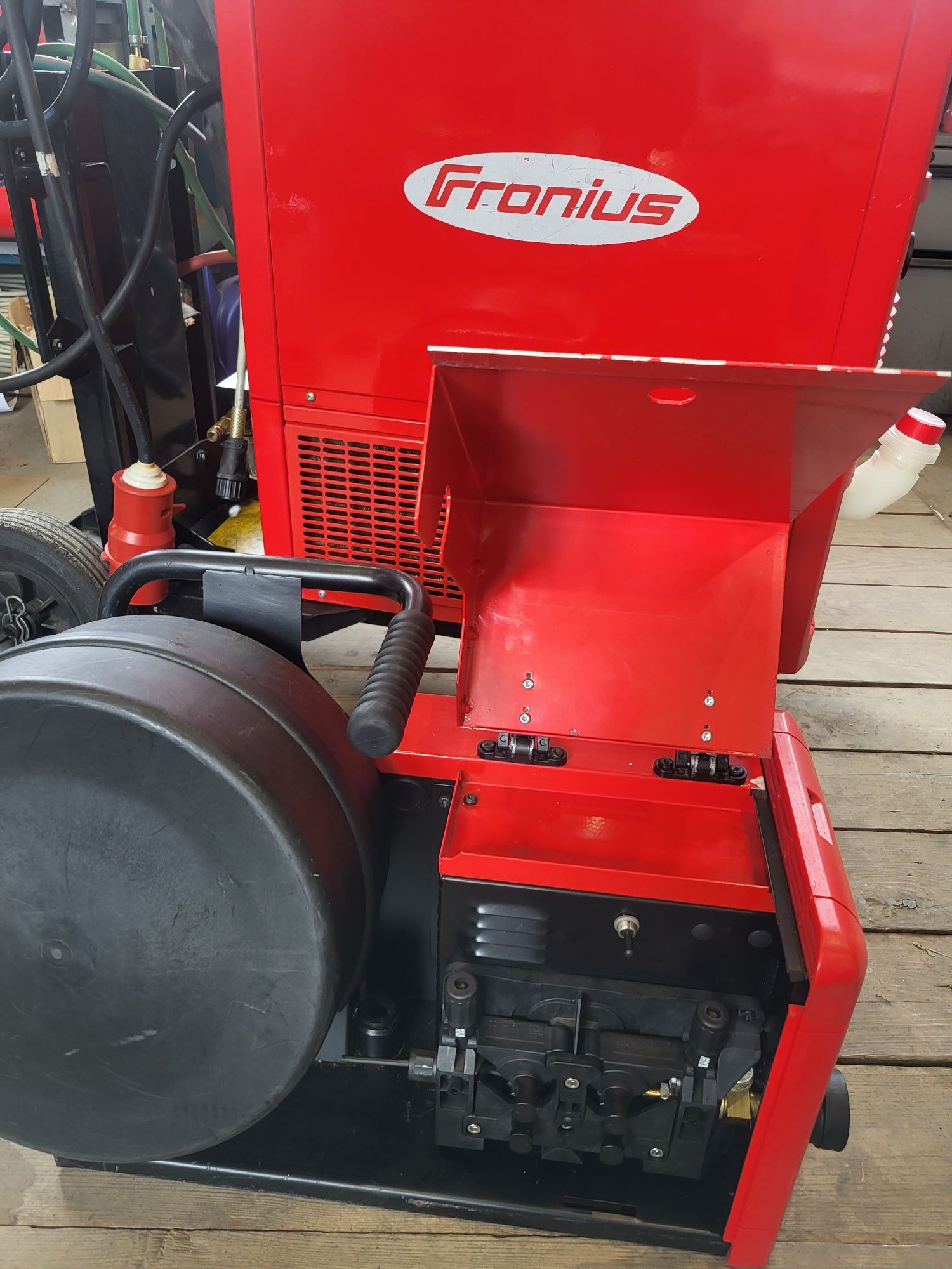 Зварювальгий напівавтомат Fronius TPS 4000