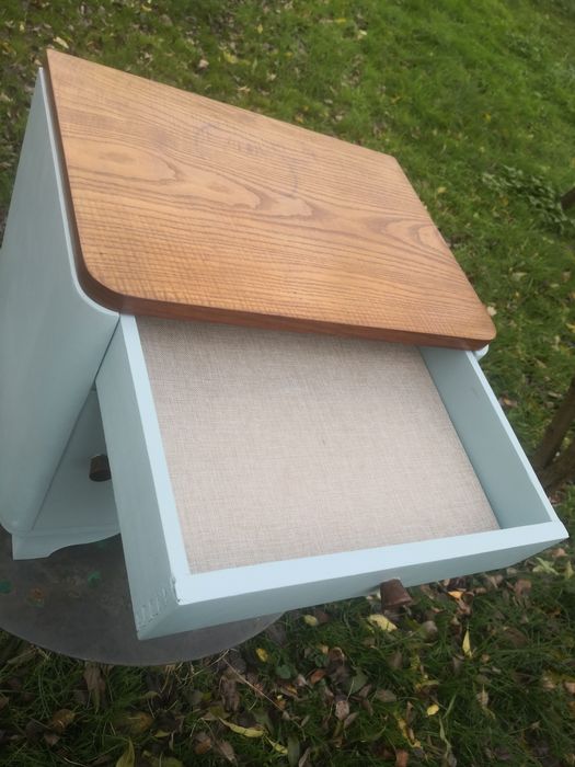 Szafka nocna po renowacji