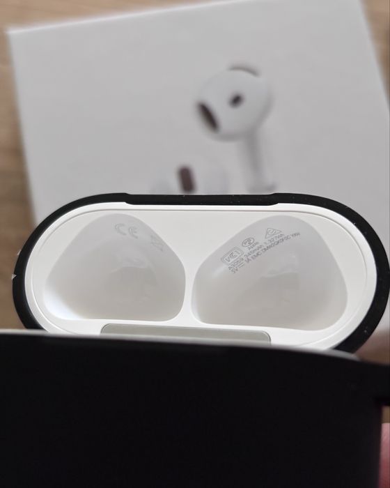 +Чохол Навушники AirPods 4 (2025 gen)