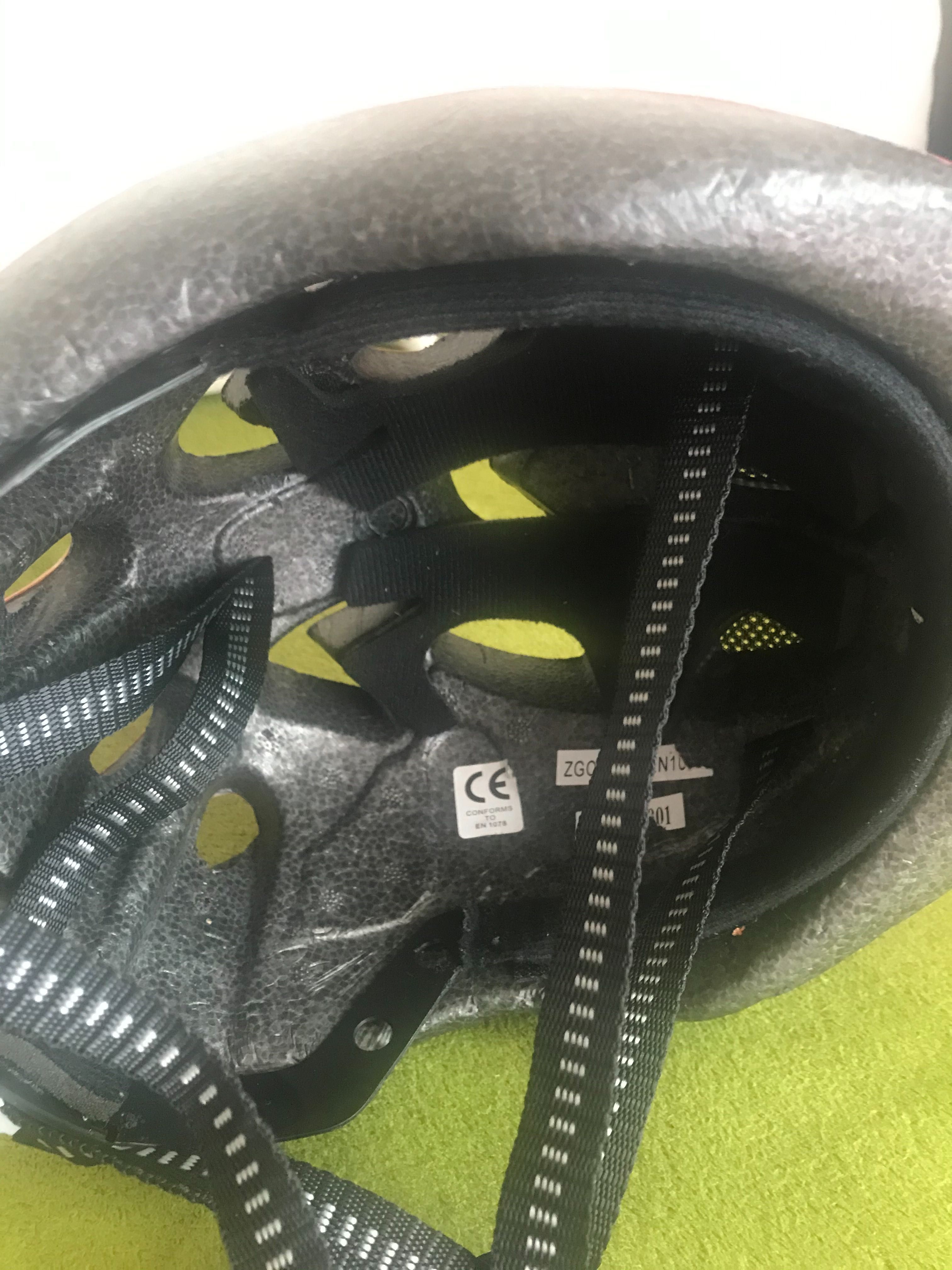 Kask rowerowy M (52-56 cm)