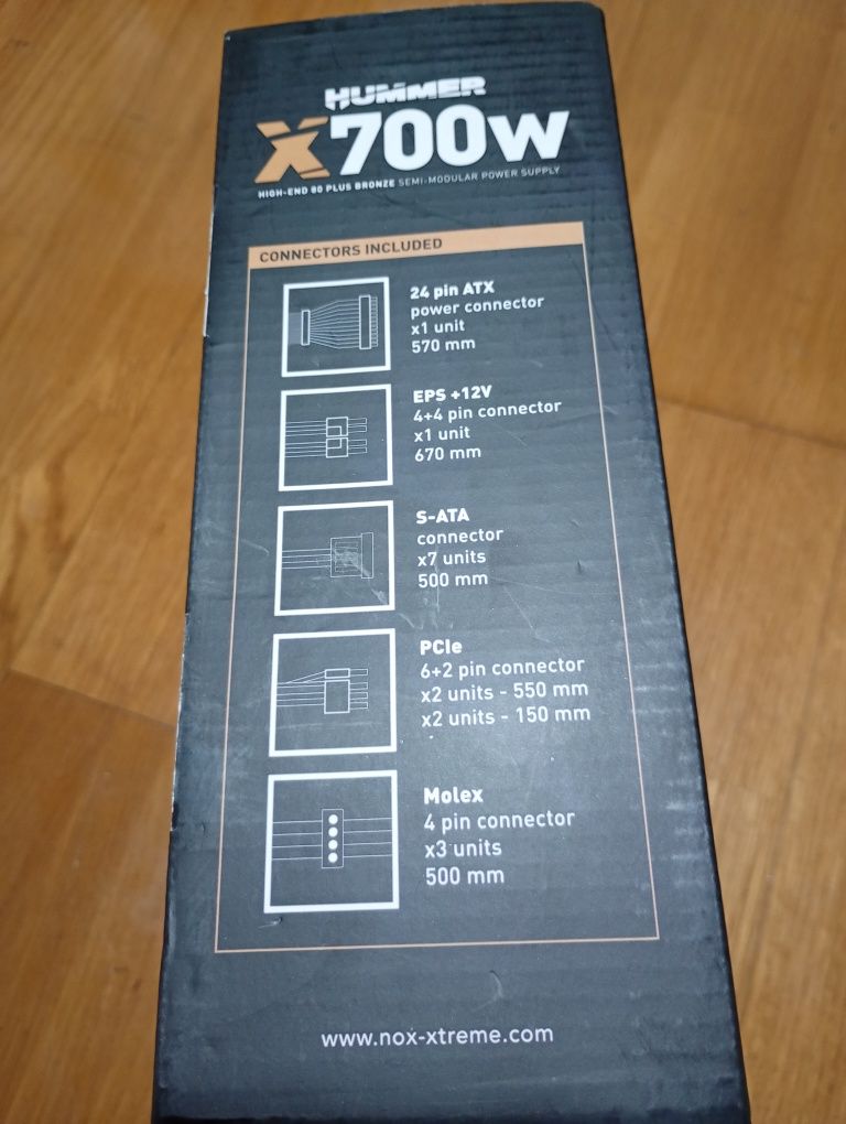 Gráfica RX 6700 XT 16gb + fonte