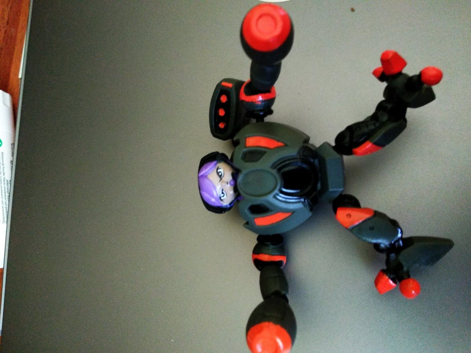 Ігровий набір Ready2Robot Фантастичний робот-сюрприз від творців L.O.L
