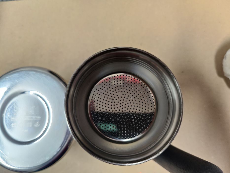Outlett Kawiarka nierdzewna Venus 4tz 170ml BIALETTI INDUKCJA