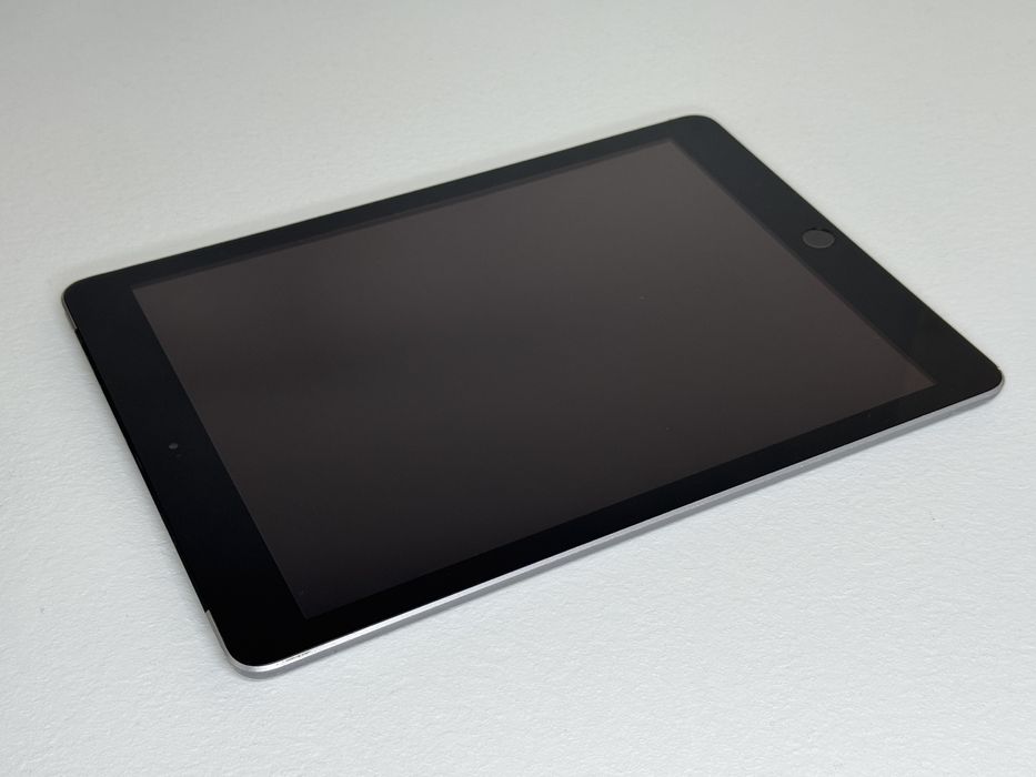 iPad 6. gen. 32GB (A1954) - Cellular (LTE) - faktura VAT 23%