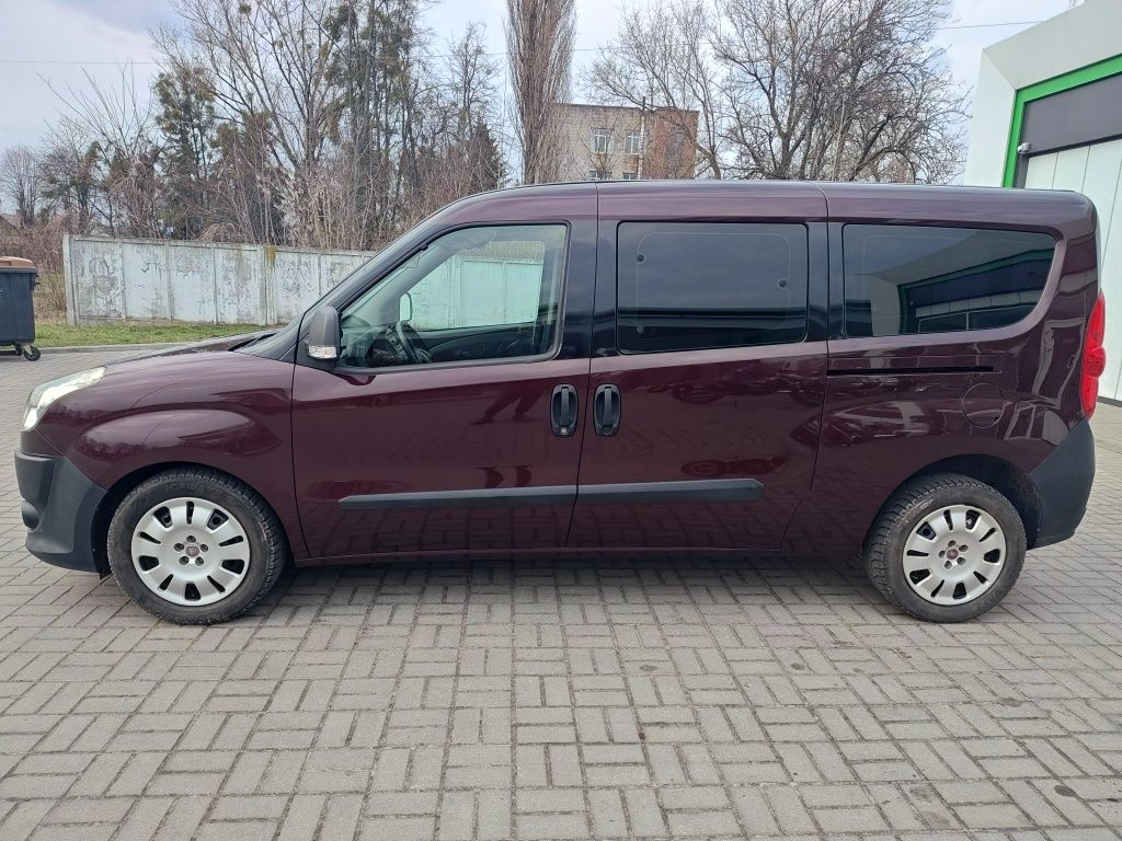 Fiat Nuovo Doblo Maxi - 1.6 diesel - 2012 рік