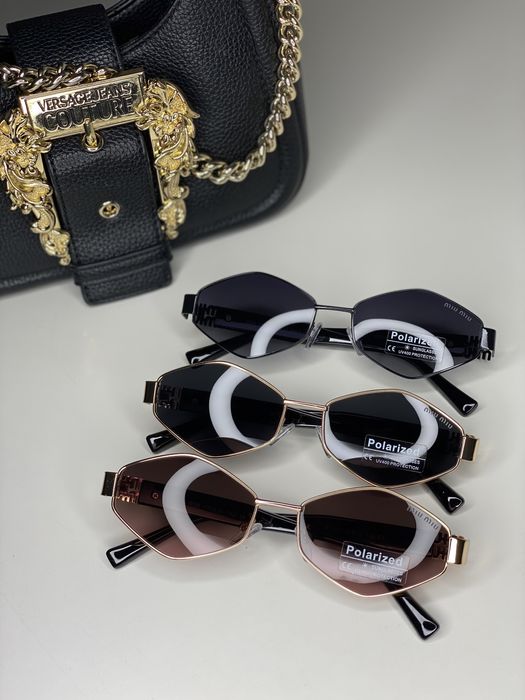 Женские очки MIU MIU Polarized черные/коричневые Ромбы с поляризацией