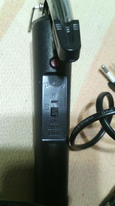 Плойка  для  волос новая.