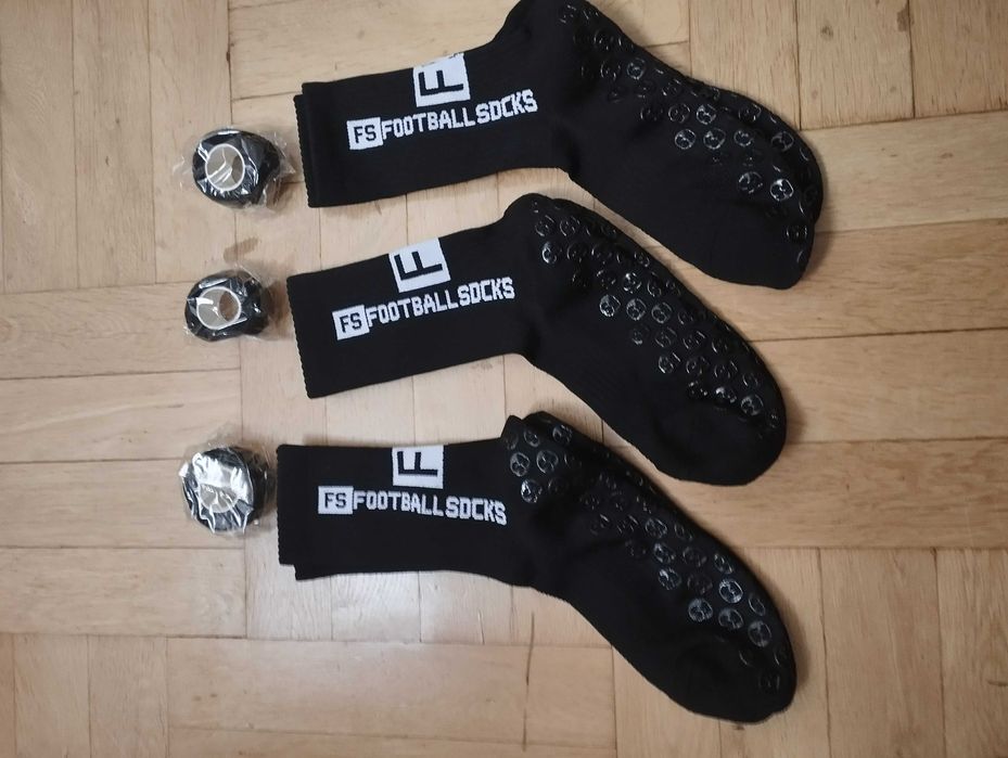 Zestaw piłkarski skarpety i taśmy 3 sztuki czarne