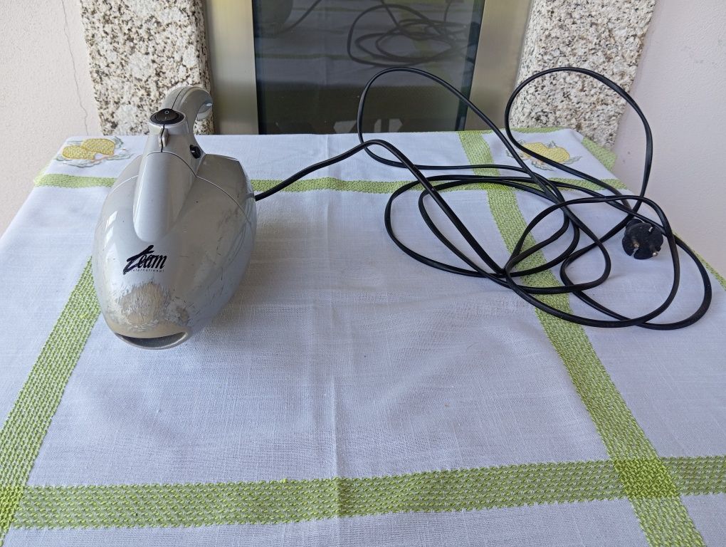 Aspirador de fio da marca Team