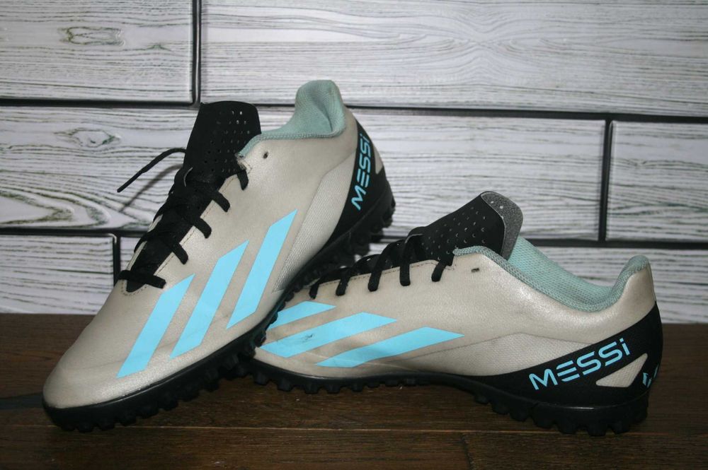 Кроссовки сороконожки  Adidas Messi 44 р. (27,5 см)