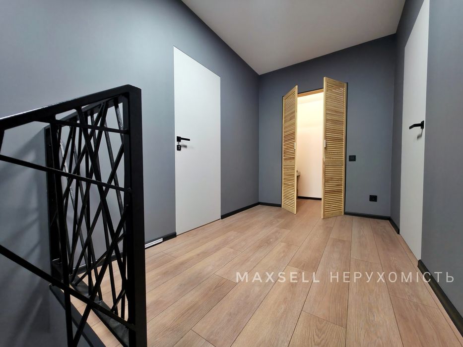 Сучасний будинок з новим ремонтом на Косівщині