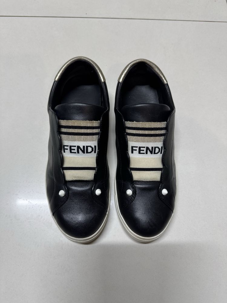 Оригінальні сліпони FENDI.
