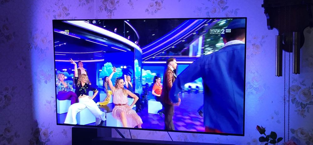 Telewizor Philips 55''z funkcją Ambilight