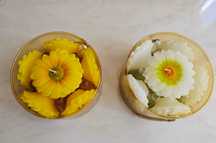 Velas em forma de flor