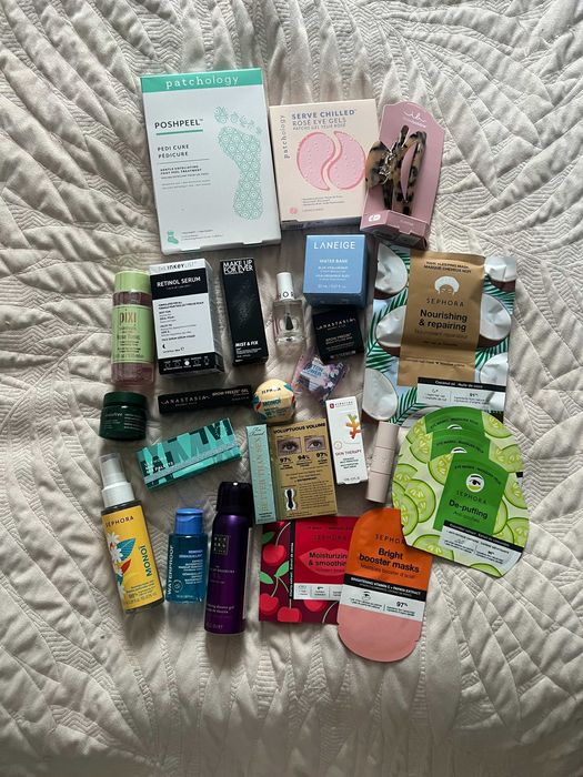 Kalendarz adwentowy zestaw 24 Laneige rituals anastasia erborian