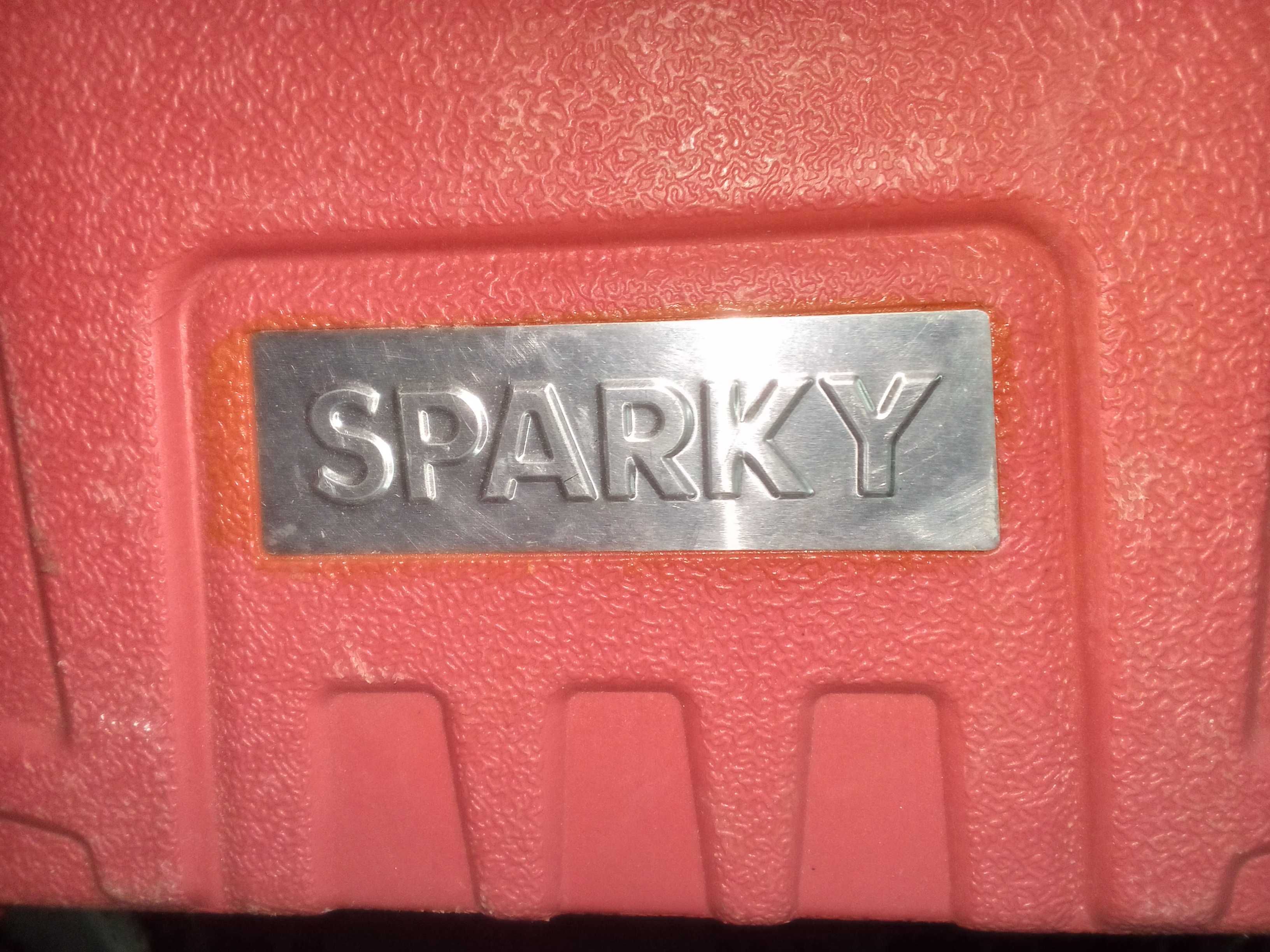 Wkrętarka SPARKY BR12E + latarka + walizka + ładowarka