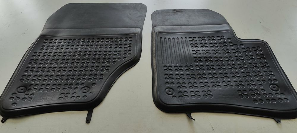 Килимки 4 в салон 1 в багажник WOLKSWAGEN TOUAREG виробник REZAW-PLAST