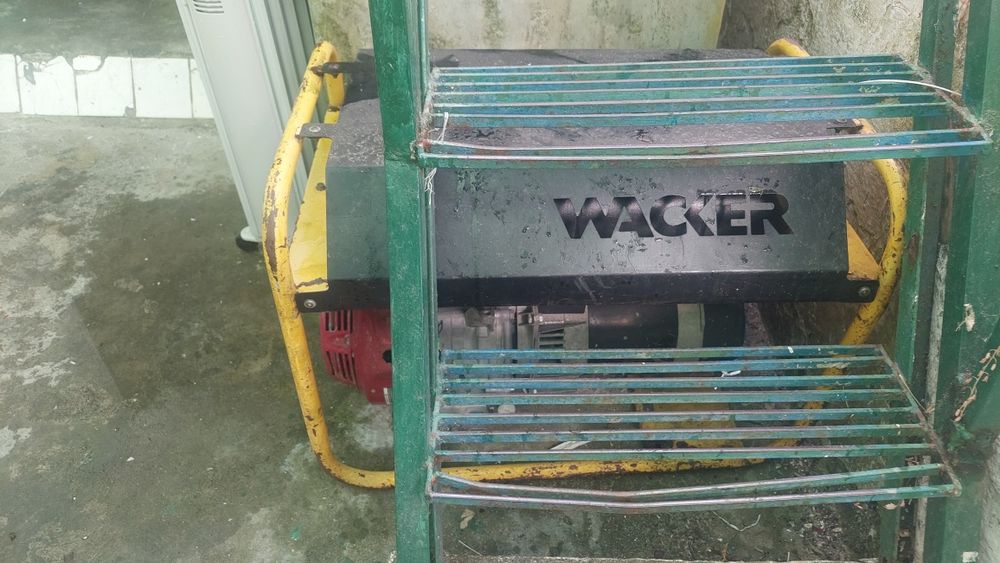 Gerador WACKER com Motor Honda GX270 – 9.0HP – A Gasolina         
?