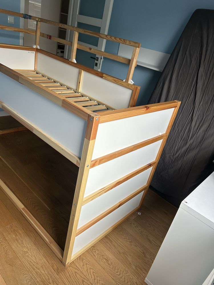 Łóżko kura ikea uzywane z materacem