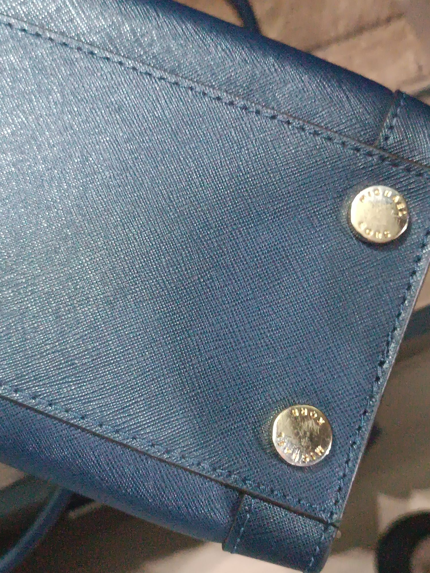 Michael Kors Dillon torba torebka kuferek oryginalna jak nowa