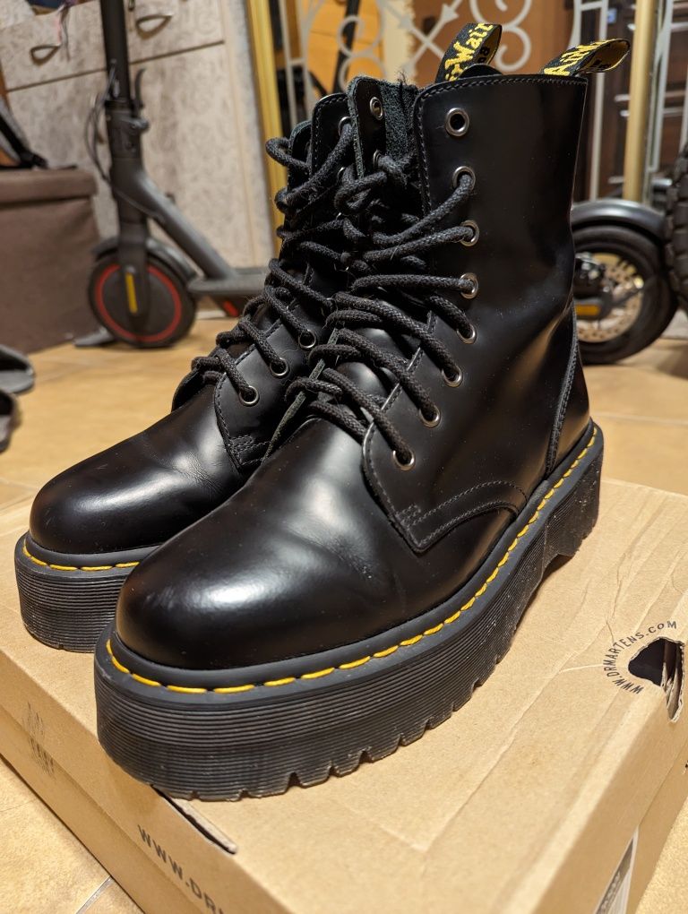 Dr Martens Jadone б/в