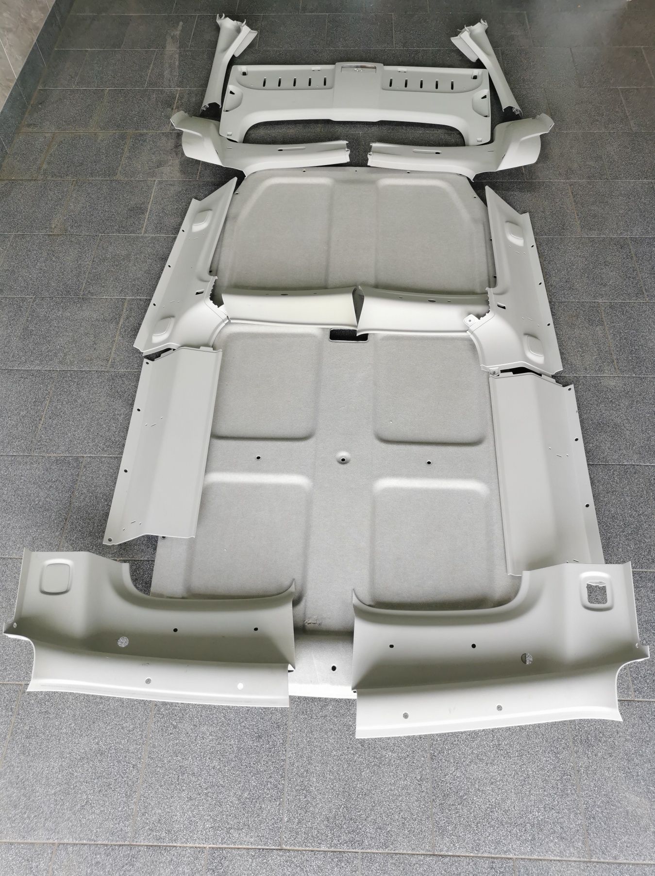 Podsufitka kompletna VW Caddy 3 Max Long