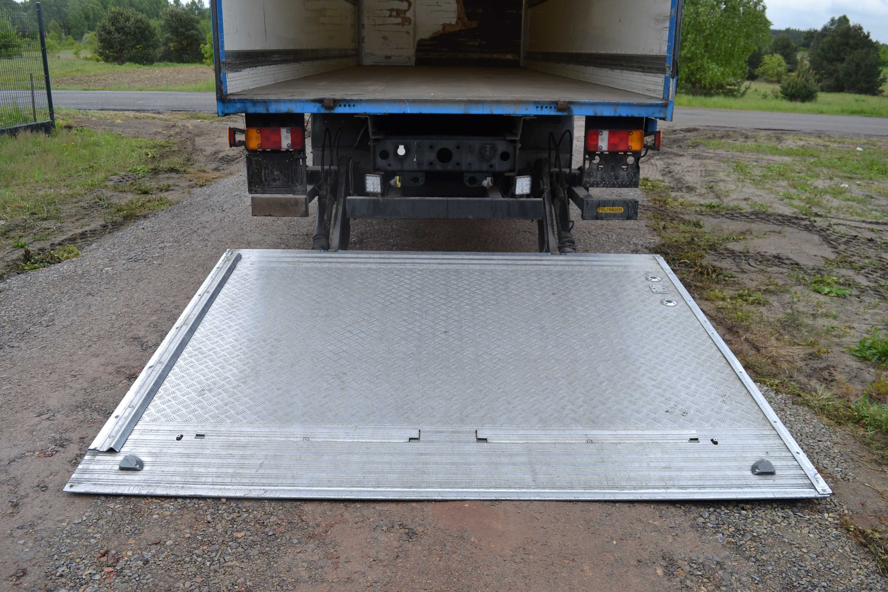 Kontener 18 palet Winda 1500 kg Izoterma MAN TGL TGM Atego Midlum LF