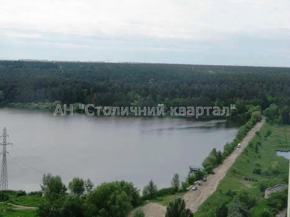 Академмістечко, ЖК Озерне, Обухівська