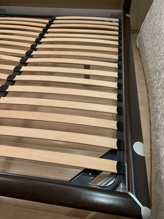 Продам кровать