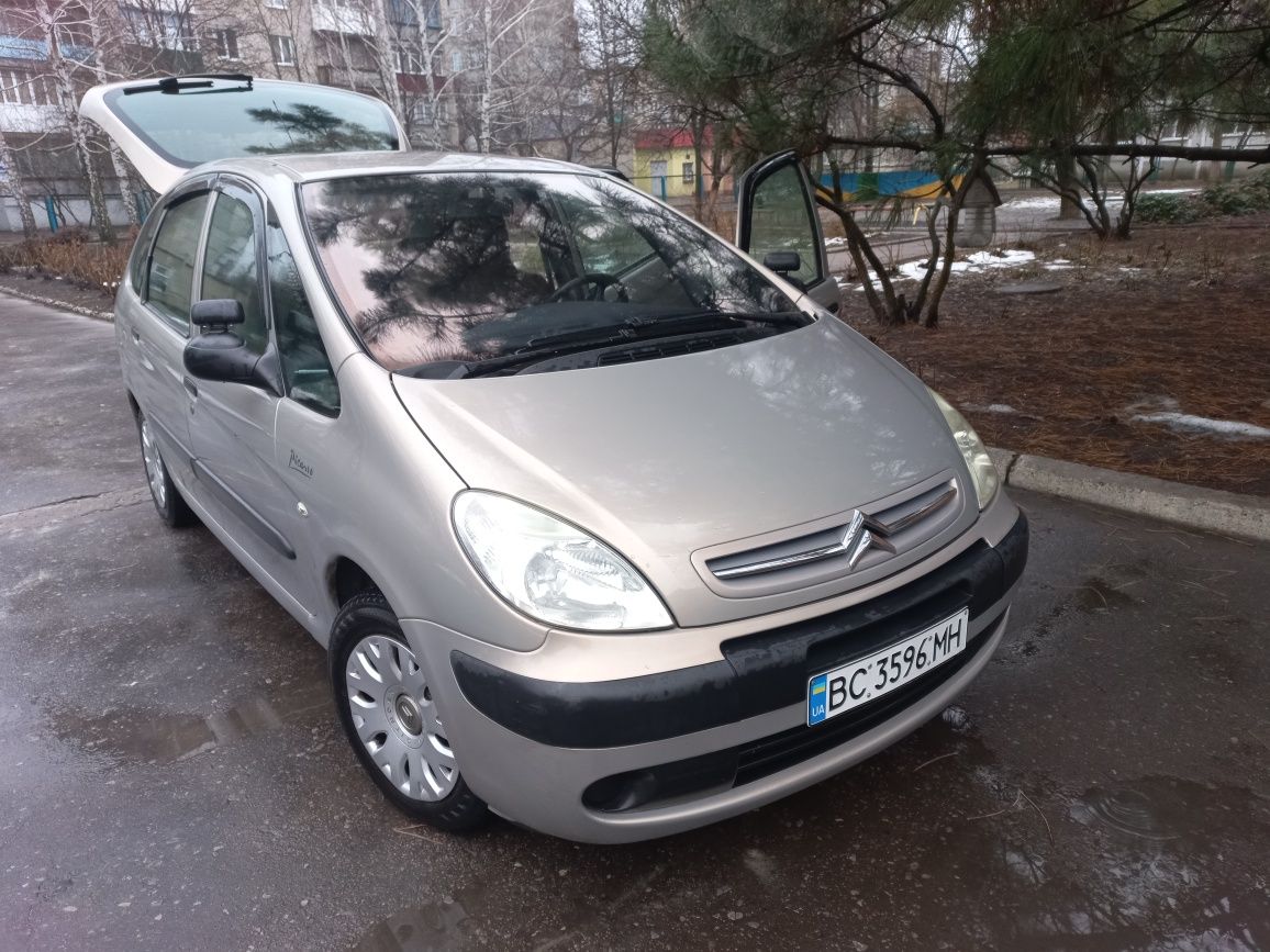 СlTROEN xsara picasso 2007рік