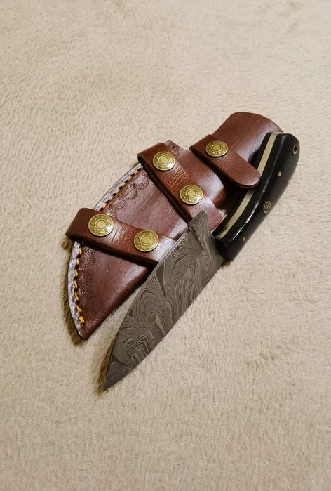 Nóż myśliwski Damast 85/ Brzytwa Custom