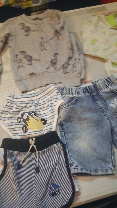 Продам большой пакет детской одежды