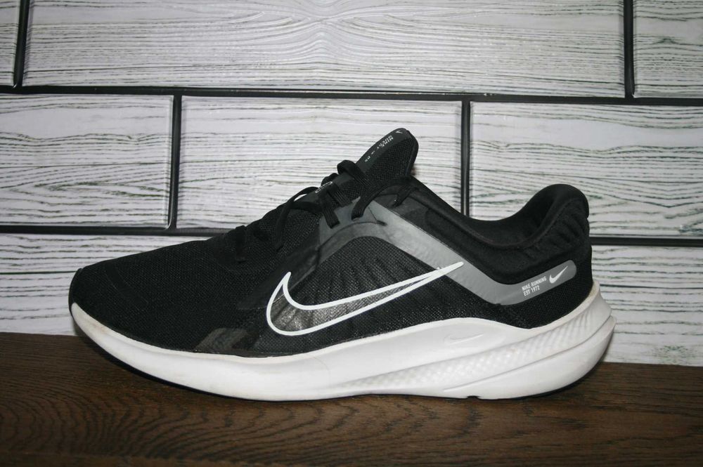 Кроссовки беговые Nike Quest 05   45 р. ( 28,5 см.)