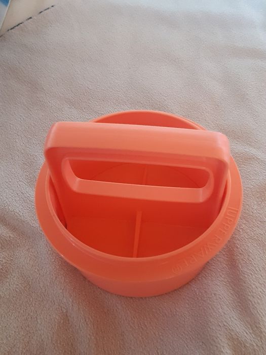 Praska do hamburgerów tupperware