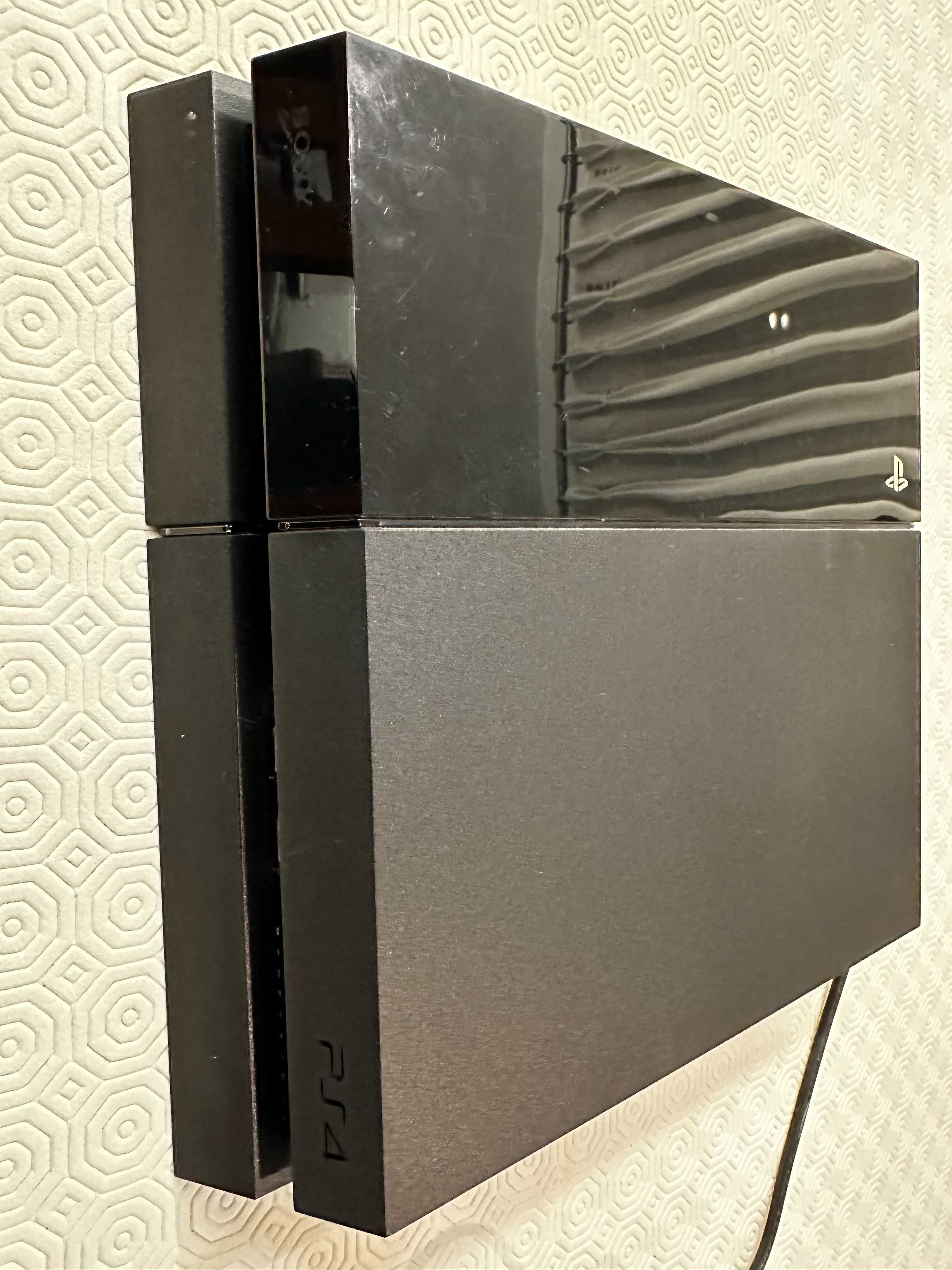 PlayStation 4 500GB - Preto