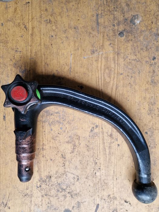 продам фаркоп     .