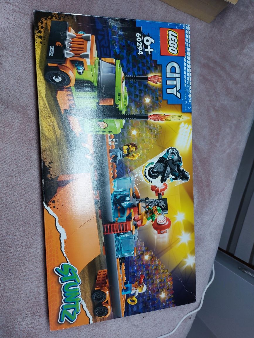 Lego 60294 z pudełkiem