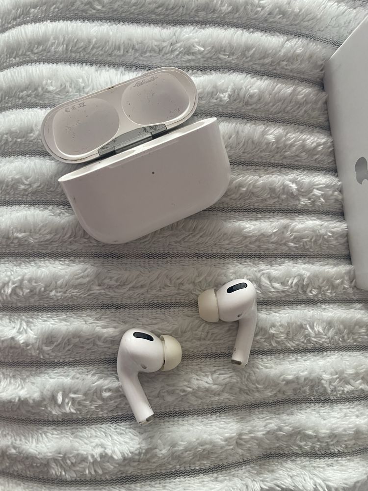 Airpods pro apple
