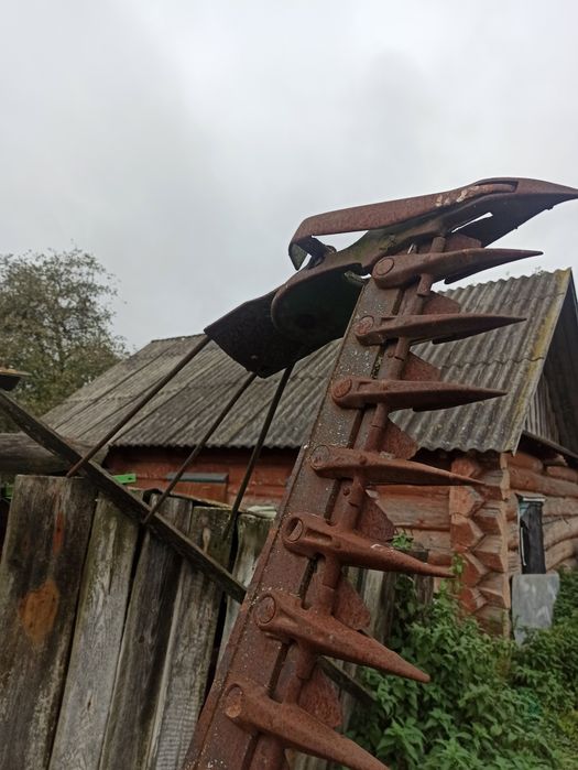 Продам косарку цегментову