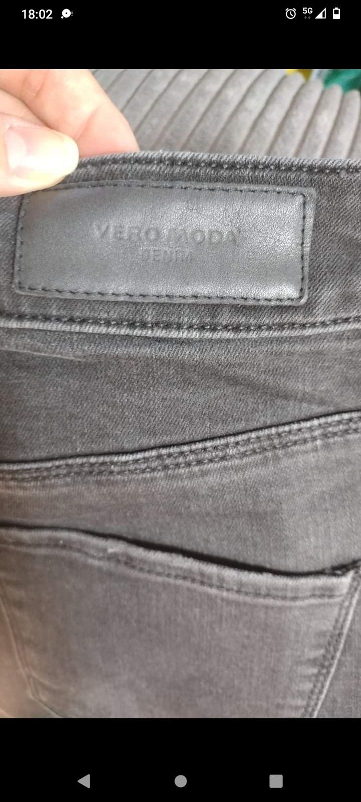 Jeansy Vero moda r.xs/s 27/32