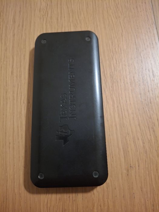 Calculadora TI-83 Premium CE