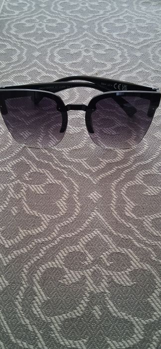 H&M modne okulary przeciwsłoneczne czarne