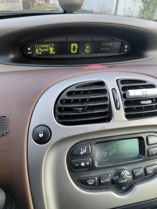 Citroen Xsara Picasso 2006 1.6 benzyna  Oc 21.09.2026