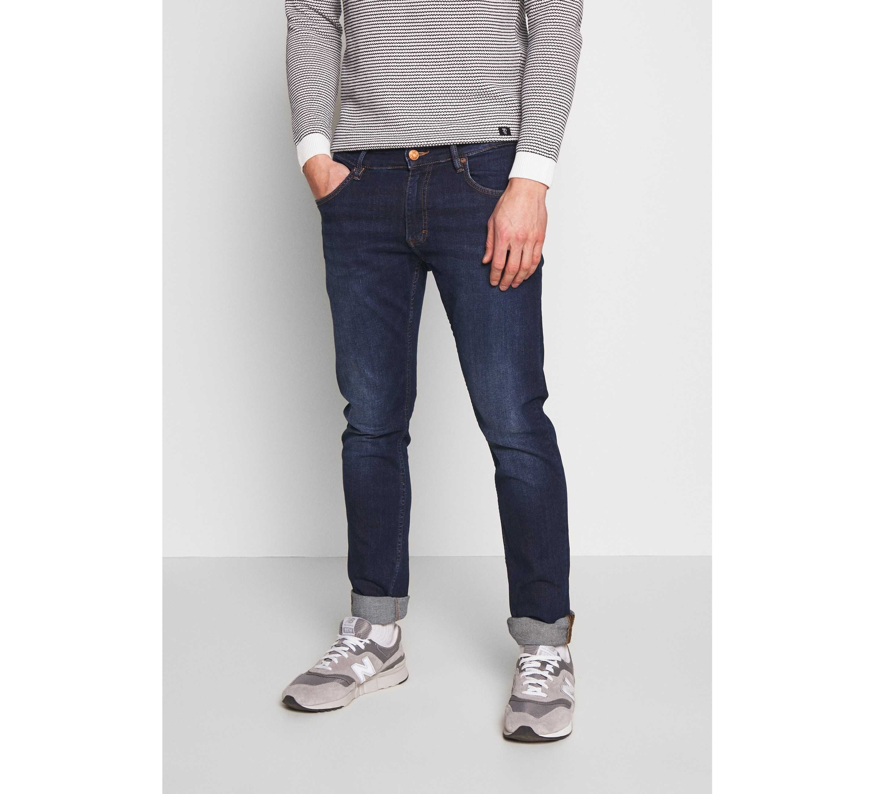 QS by s.Oliver Jeansy Slim Fit dark-blue denim spodnie jeansowe dżinsy