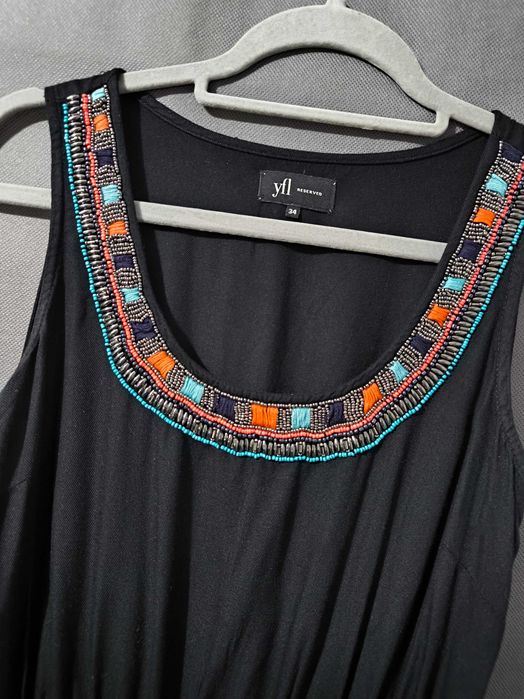 Sukienka letnia z wiskozy Reserved czarna sukienka bez rękawów XS / S