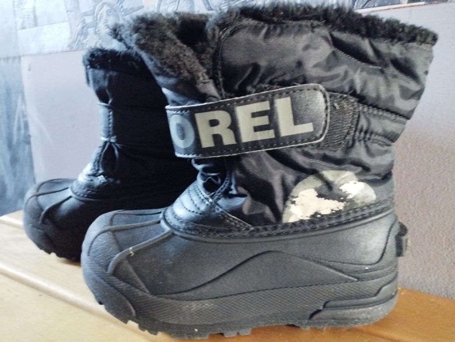 Dziecięce śniegowce Sorel r. 29