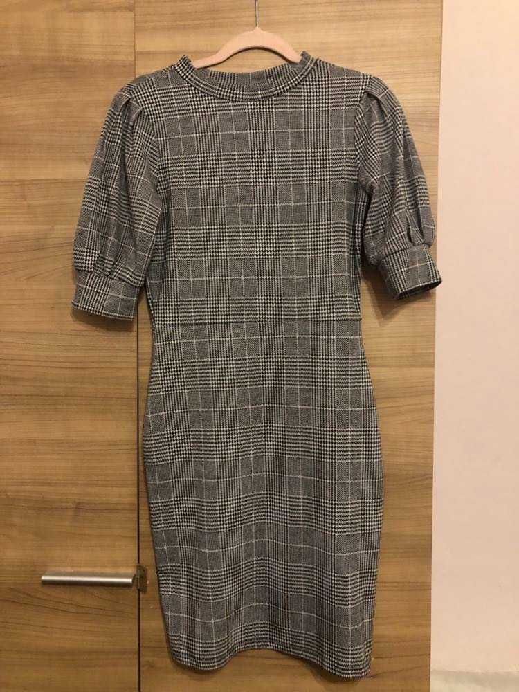 Elegancka ołówkowa sukienka