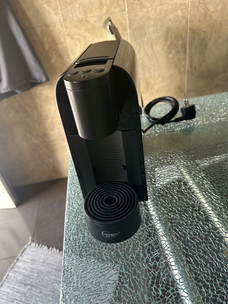 Vendo convertor usado 2 mês  convertor com 2000w de onda pura