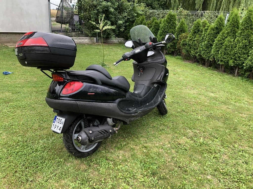Skuter Piaggio x9 125 Evolution 2006 r.Pilne.